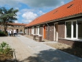 Eerste sleutels bewoners Margrietstraat Strijen - Foto Arie Pieters