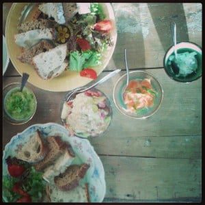 1488142_678459615509554_208904903_n