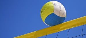Beachvolleybal-op-net-450-x-200