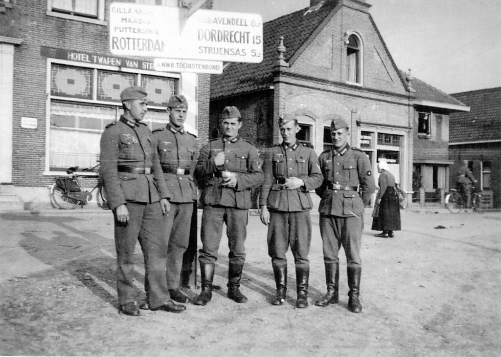 Duitse militairen op de Kaai