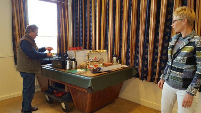 17218617_1454320464618544_2759490843004060447_o