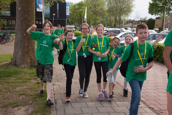 avond4daagse maandag-9523