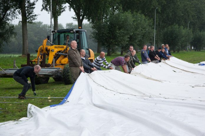 Jeugdland 2017, tent opzetten 12 aug. -7318