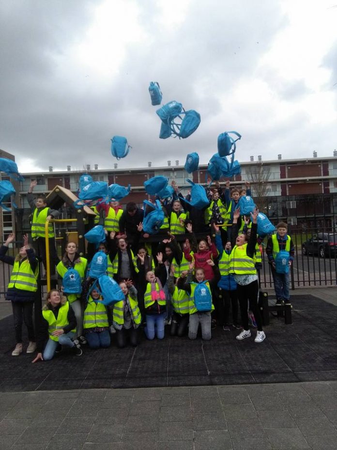 29468302_885029118332947_2583920575474286417_n