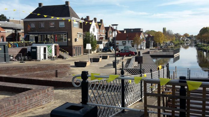 46063470_2431602936866351_171857167819735040_o-2