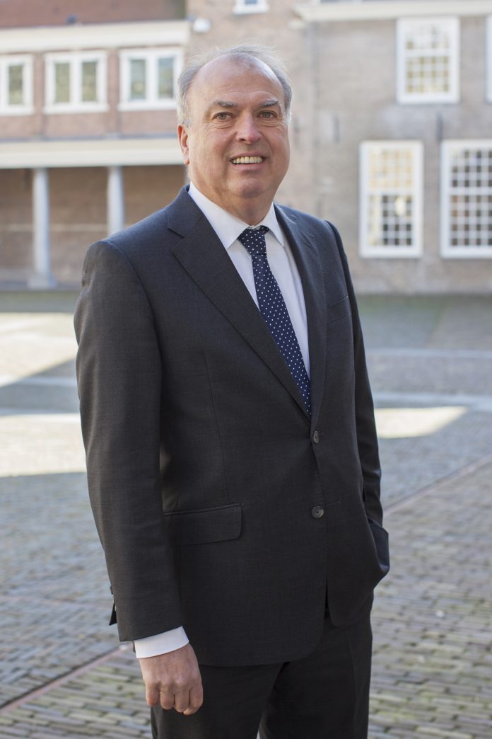 3081-4d17455b7fc573316372030ea198ea3a