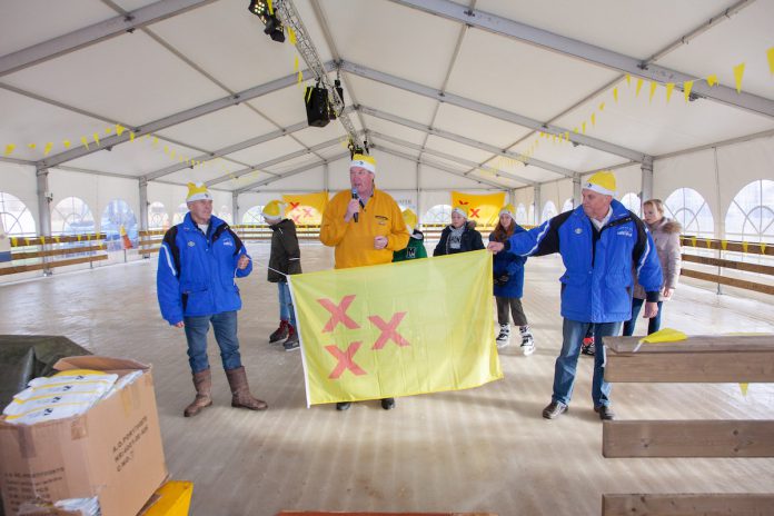 Opening ijsbaan Strijen-9063