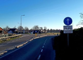 22 bestuurders in Strijen op de bon voor niet volgen juiste rijrichting op de Weelsedijk