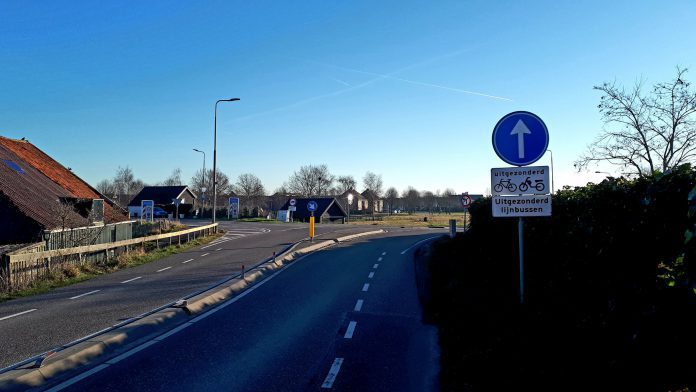 D0PLnk1W0AAUqX6.jpg-large