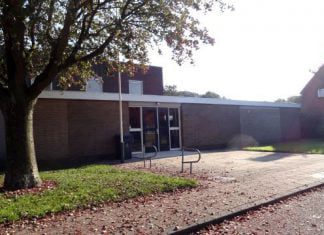 High tea met verhalen van vroeger in het Verenigingsgebouw Mookhoek