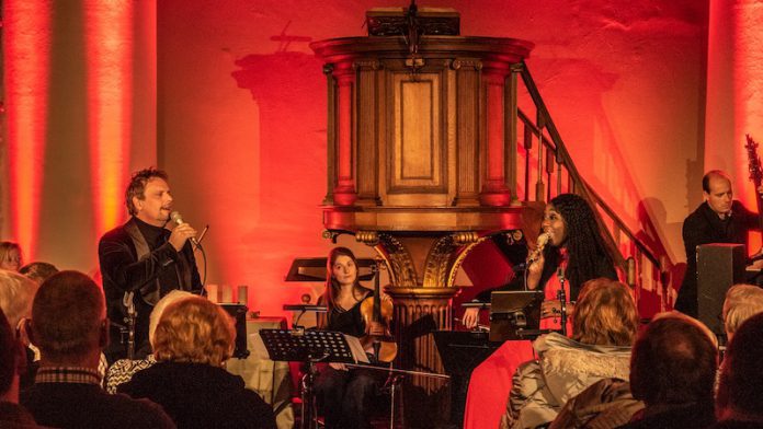 Lucas en Pearl Kerst