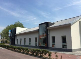 Sinterklaasverhaal en knutselpret in Bibliotheek Strijen