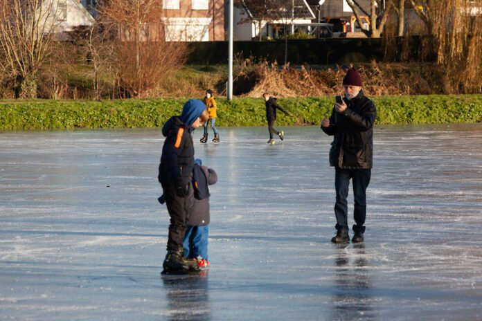 schaatspret 16 12 22-1915