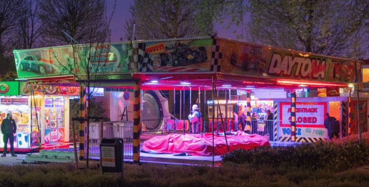 Melding van vuurwapen op de Kermis in Strijen