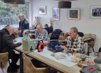 Repair Café Strijen opent weer de deuren