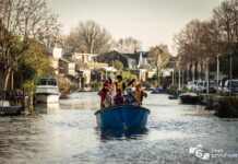 Sinterklaas feestelijk ontvangen in Strijen